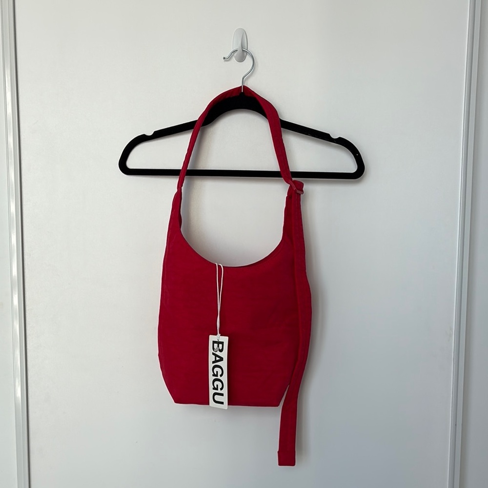 NWT BAGGU Small Nylon Sling